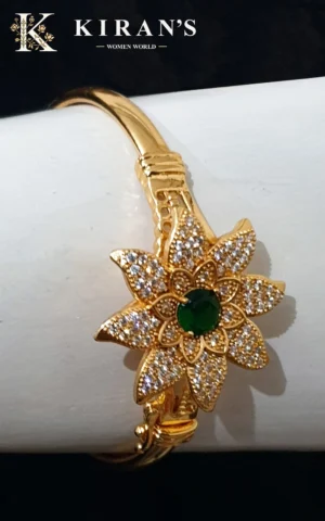 Emerald Shine | Premium Bangle