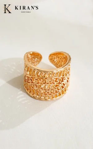 Golden | Bulky Ring